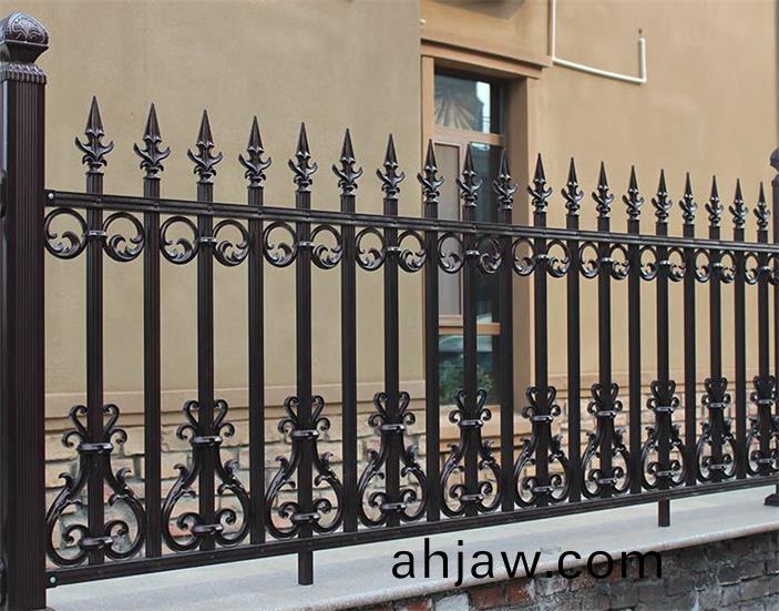  鋁(lv)藝彆墅欄(lan)桿