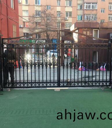 鐵藝大門(men)産品展(zhan)示