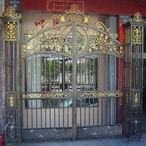  鐵藝(yi)護欄(lan)