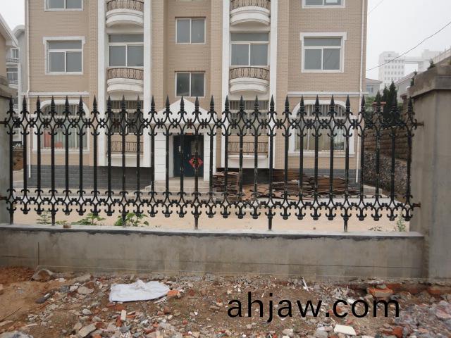  大連鐵藝護欄