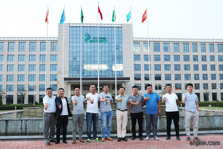 “桃曹不言 下自成蹊”—— 东方帝维成果斐然 参观者络绎不绝!