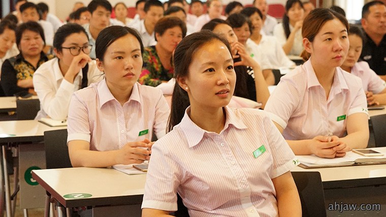 东方帝维员工礼仪培训