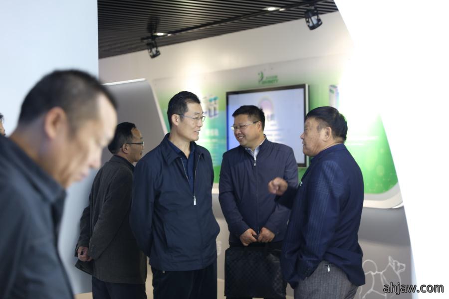 亳州市政协人口环资委主任周明一行莅临我司参观指导