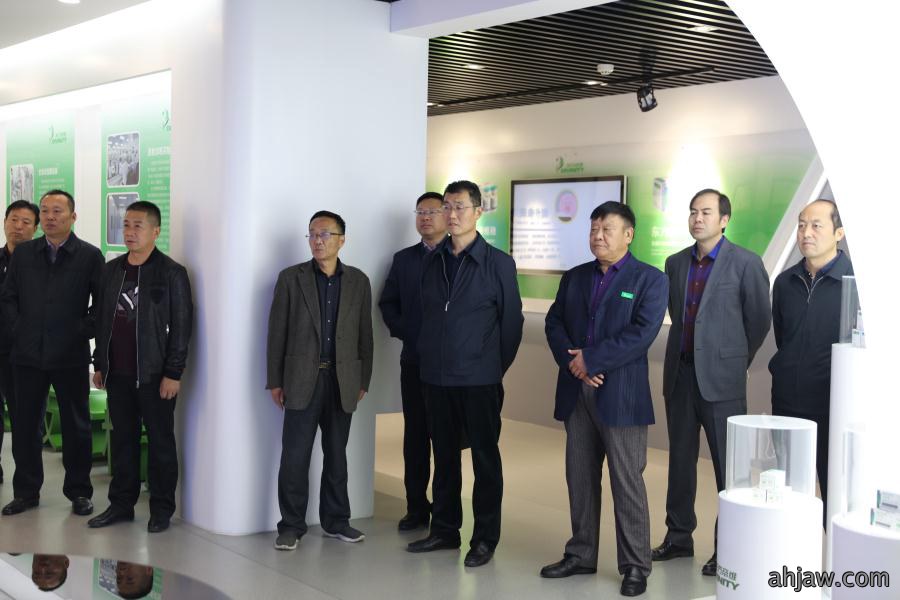 亳州市政协人口环资委主任周明一行莅临我司参观指导